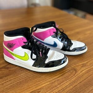 Air Jordan 1 Cyber Pink (size 9.5)